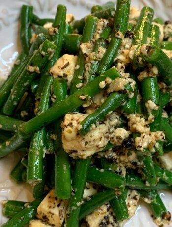 Green Beans with Garlic And Fetta